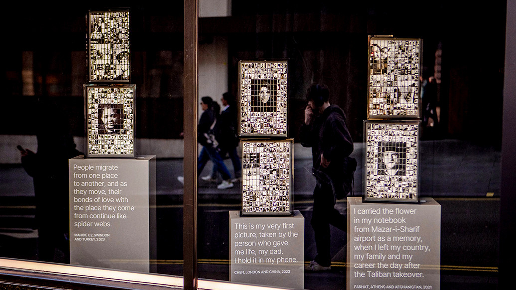 The SIM Project — bespoke analogue camera and portable darkroom designed and 3D printed by umΩ